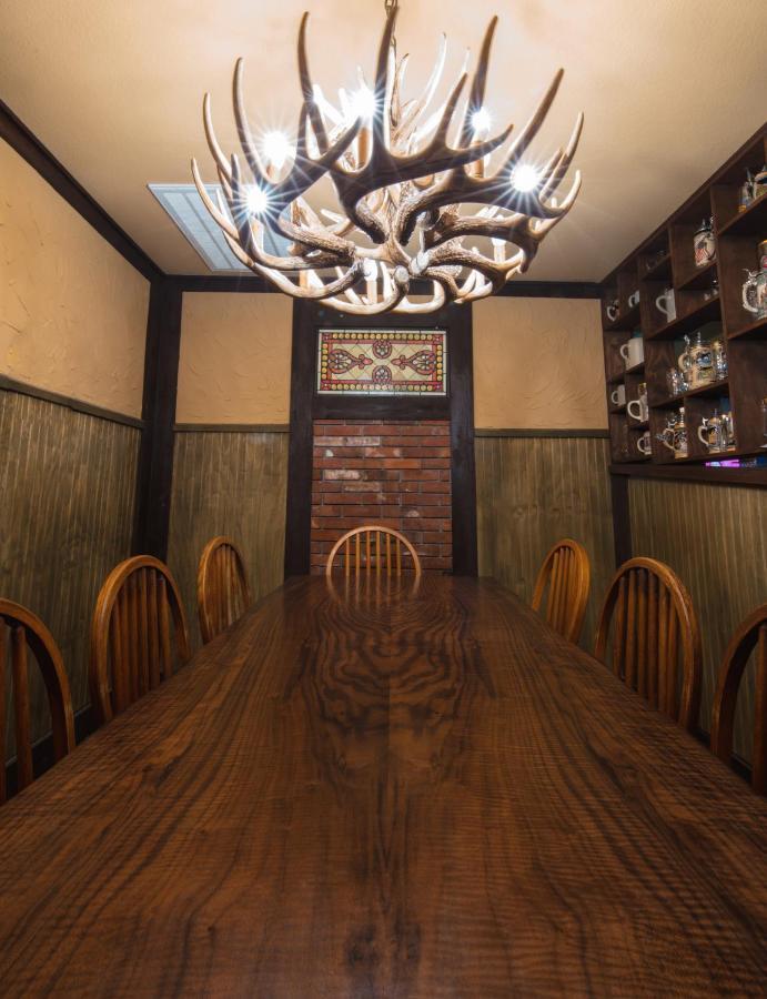 פיג'ן פורג' Wild Bear Inn מראה חיצוני תמונה