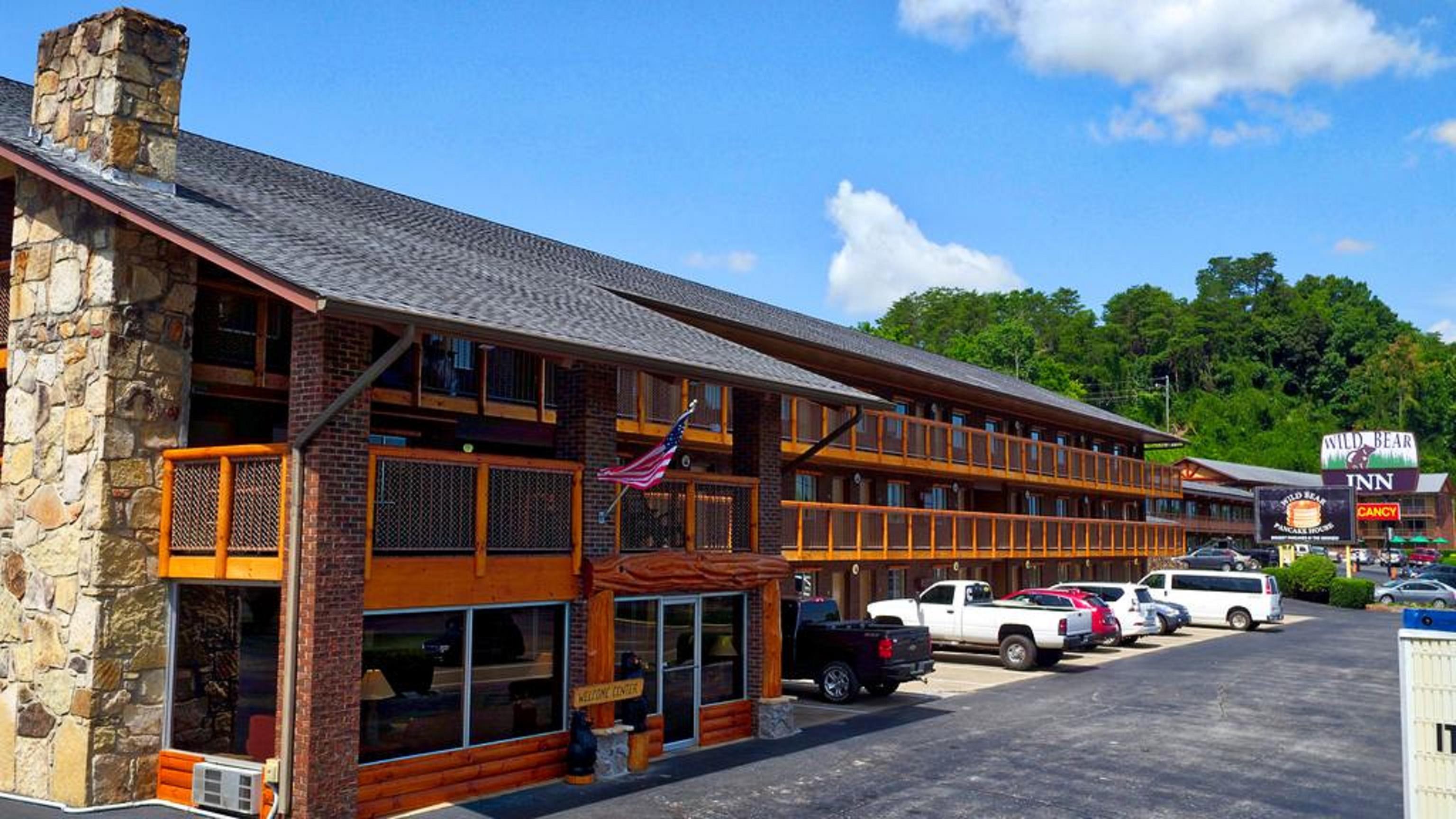 פיג'ן פורג' Wild Bear Inn מראה חיצוני תמונה